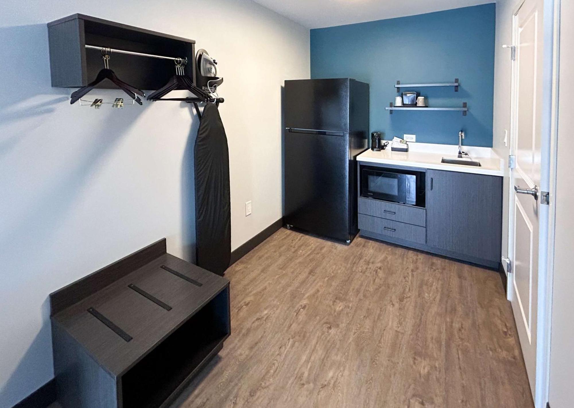 Studio 6 Corona, Ca West Luaran gambar